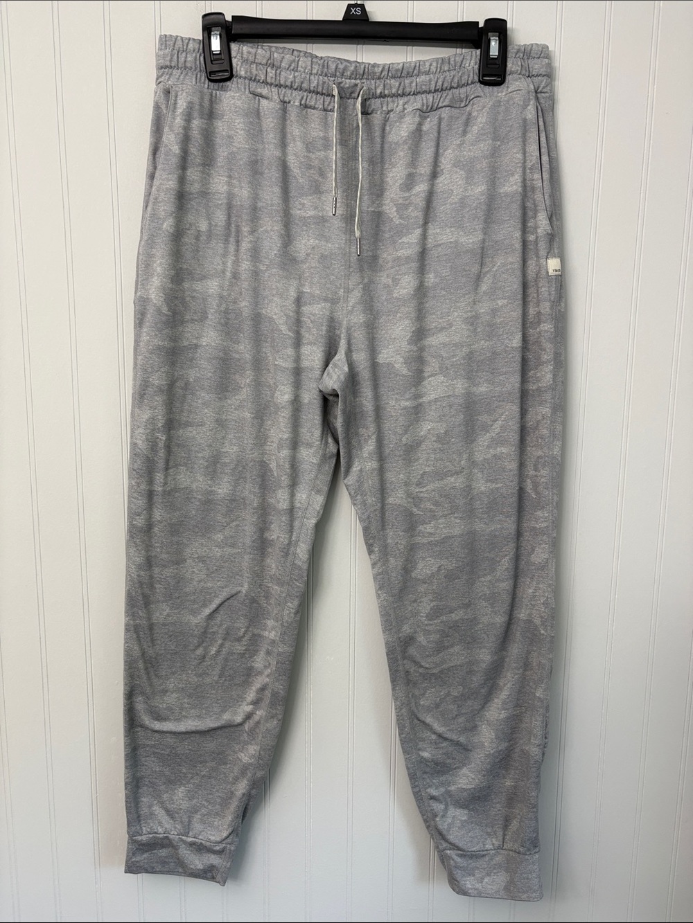 Vuori Light Grey Camo Jogger Pants Women